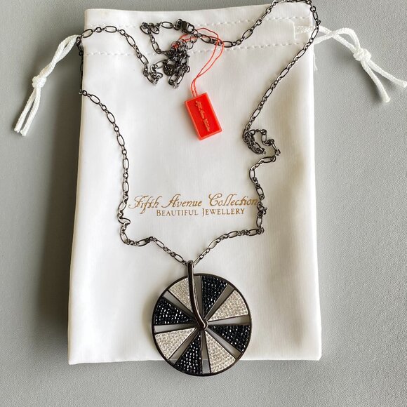 Butler FAC 29" Crystal Black & Clear Wheel Necklace - Picture 5 of 10